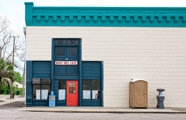 Porta potty delivery and setup in Mission Bend, TX